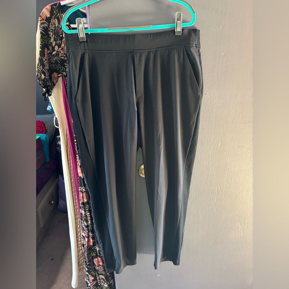 Athleta black pants
